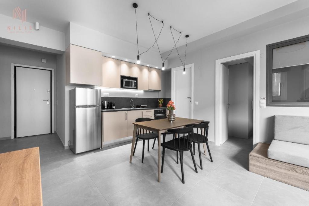 Appartamento Big Apple Aprts, Nilie Hospitality Mgmt Salonicco Esterno foto