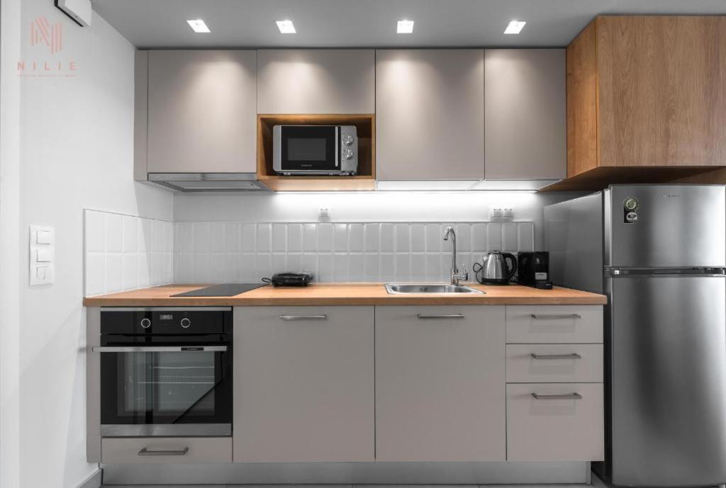 Appartamento Big Apple Aprts, Nilie Hospitality Mgmt Salonicco Esterno foto