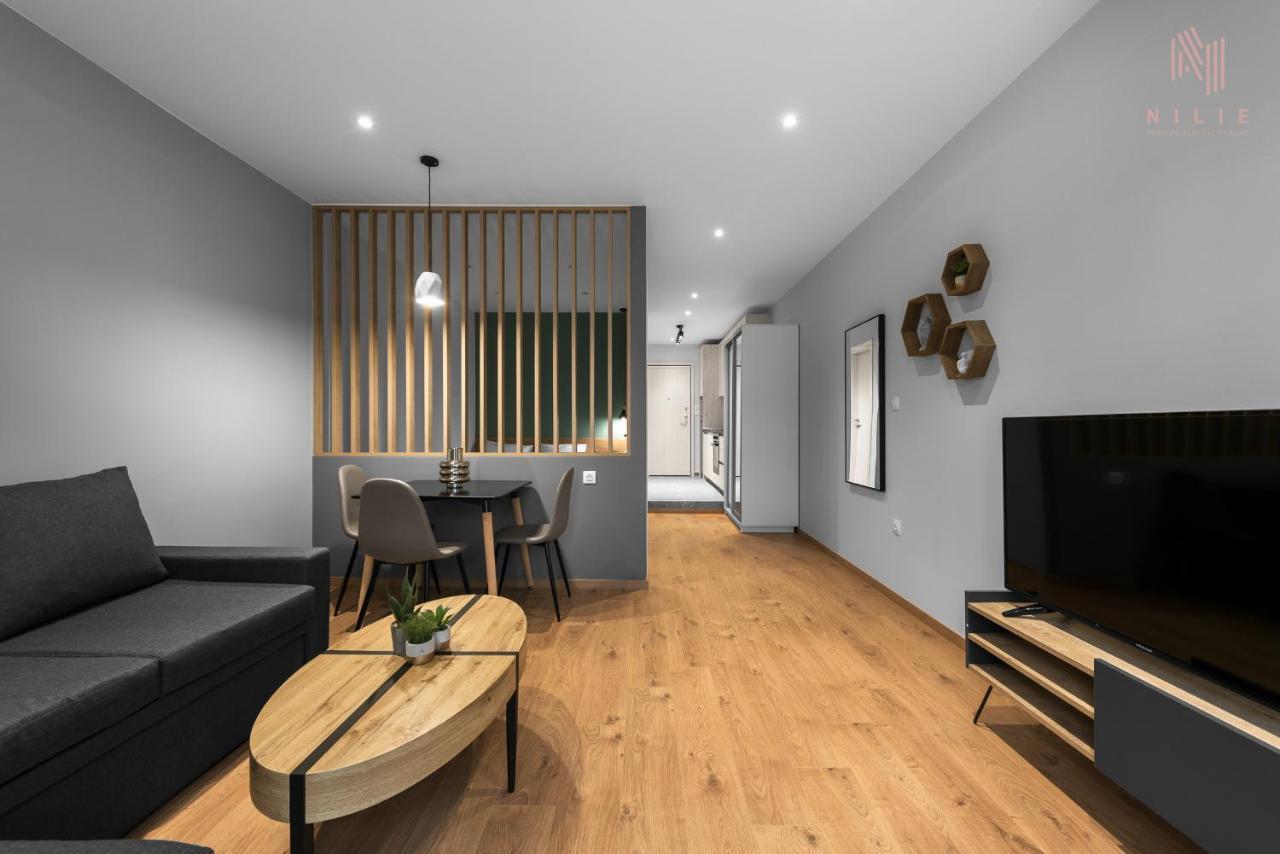 Appartamento Big Apple Aprts, Nilie Hospitality Mgmt Salonicco Esterno foto