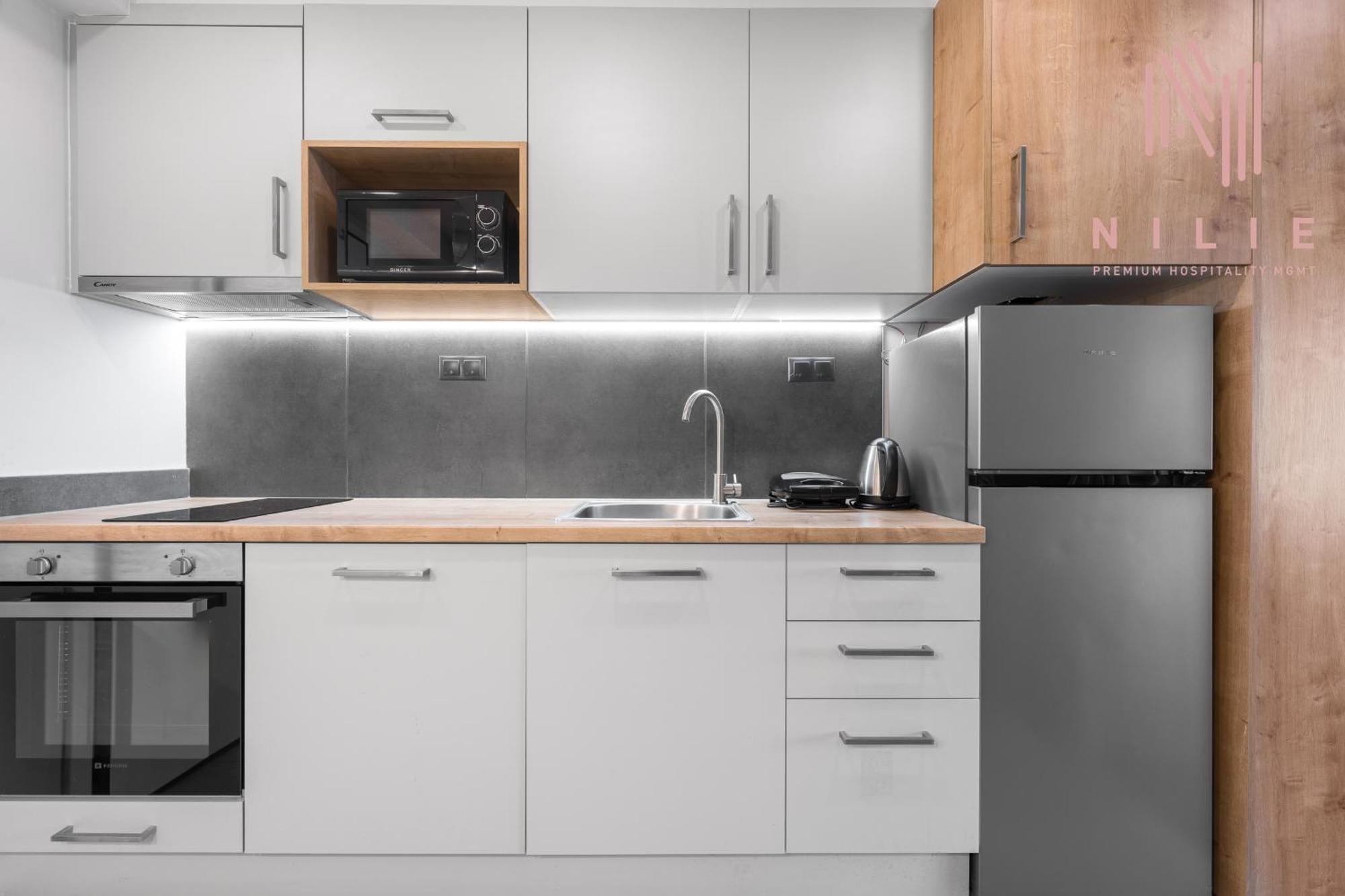 Appartamento Big Apple Aprts, Nilie Hospitality Mgmt Salonicco Esterno foto