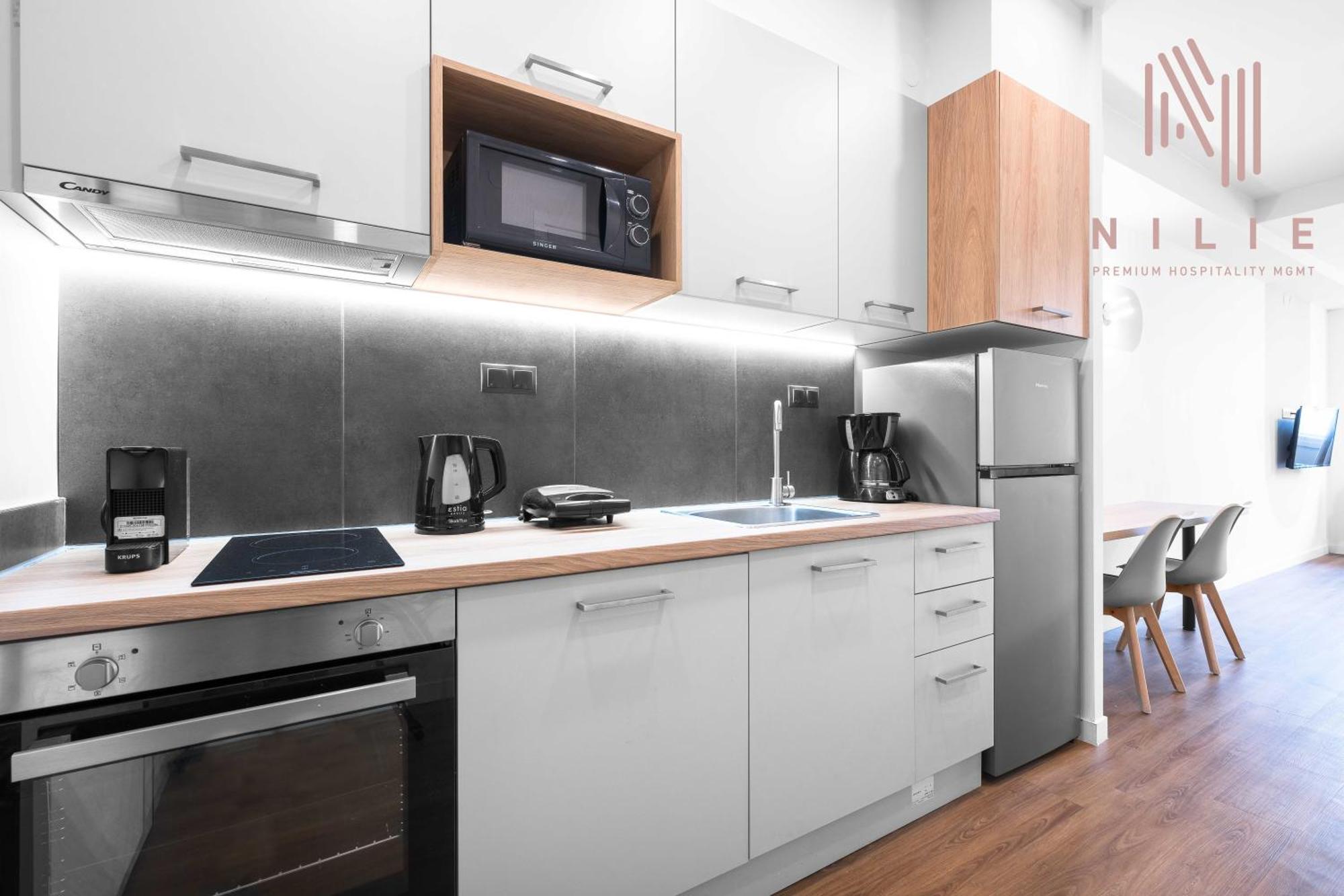 Appartamento Big Apple Aprts, Nilie Hospitality Mgmt Salonicco Esterno foto