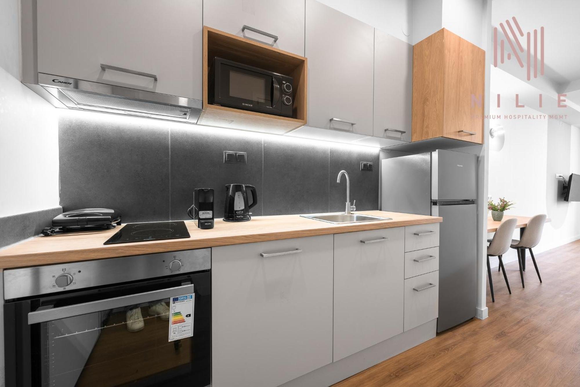 Appartamento Big Apple Aprts, Nilie Hospitality Mgmt Salonicco Esterno foto